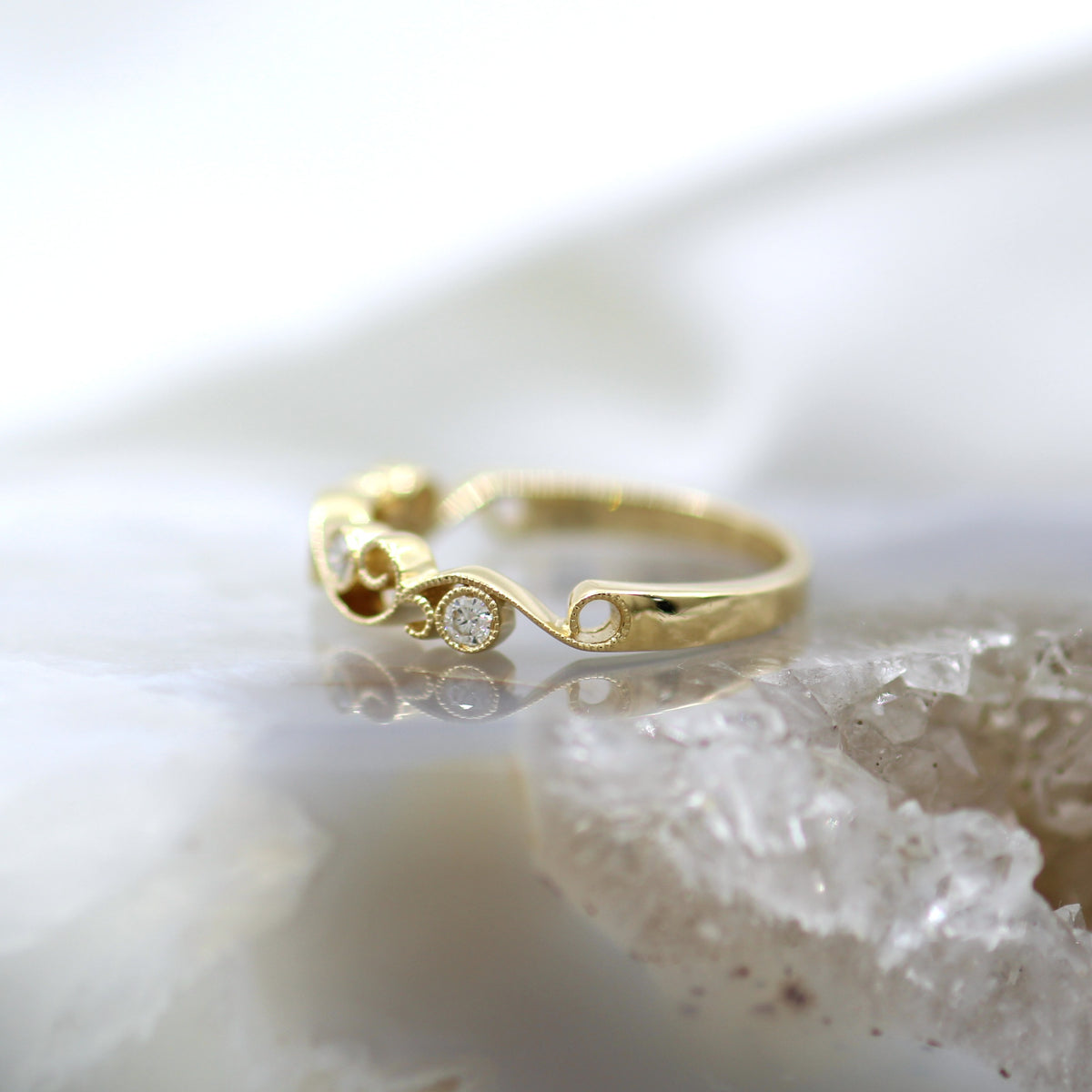 14K Yellow Gold Swirling Vine Diamond Band