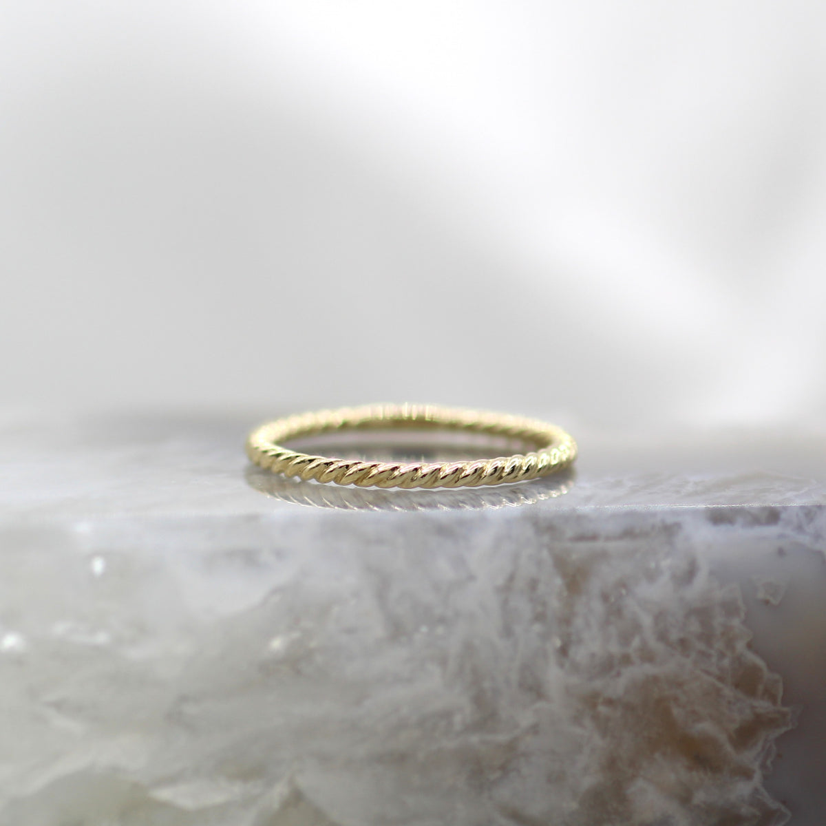14K Yellow Gold Twist Texture Wedding Band