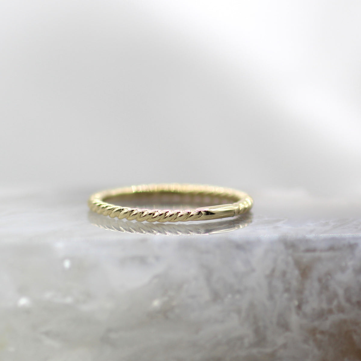 14K Yellow Gold Twist Texture Wedding Band