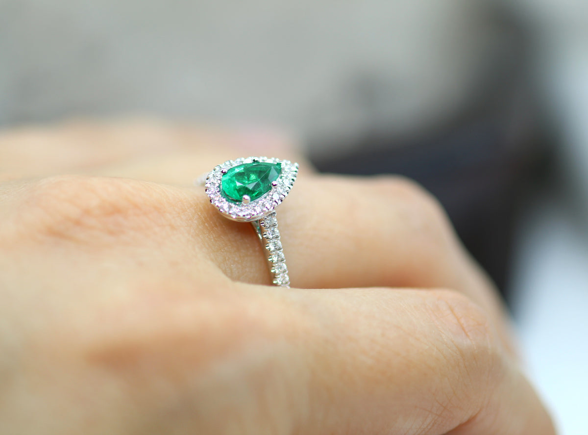 14K White Gold Pear Shape Halo Style Emerald and Diamond Ring