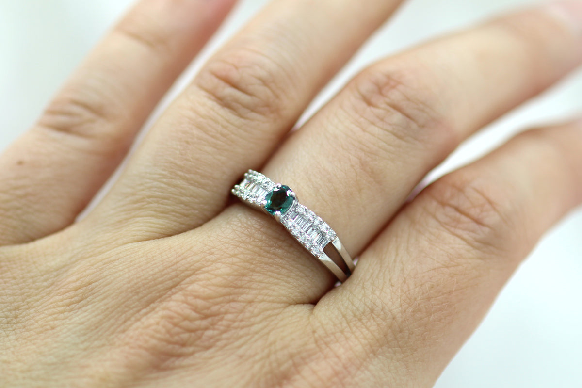 14K White Gold Split Shank Alexandrite and Baguette Diamond Ring