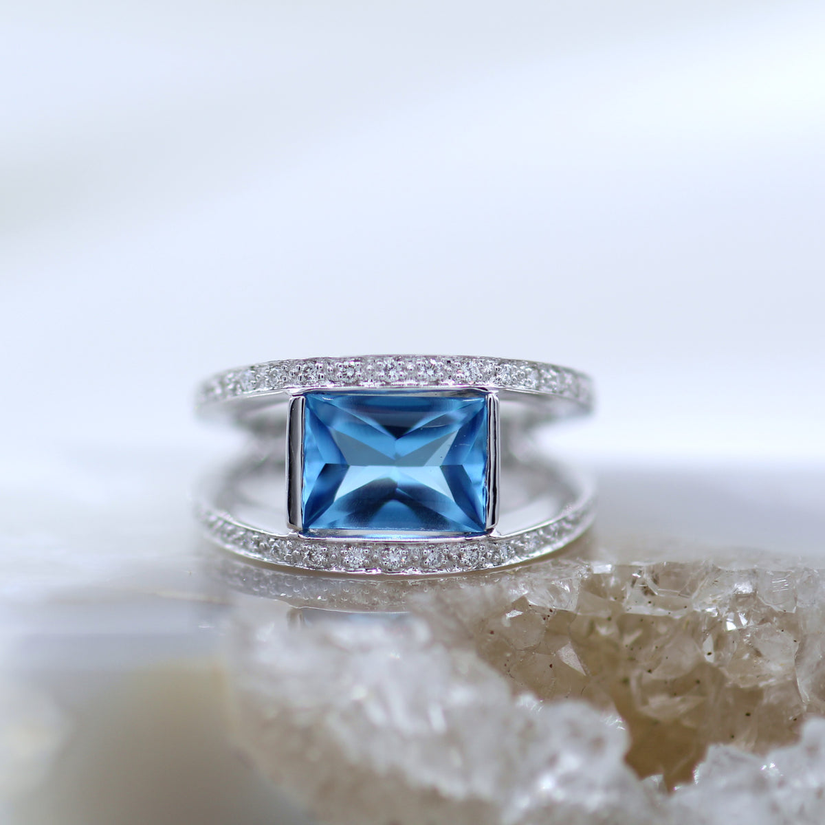 14K White Gold Blue Topaz and Diamond Modern Split Shank Statement Ring