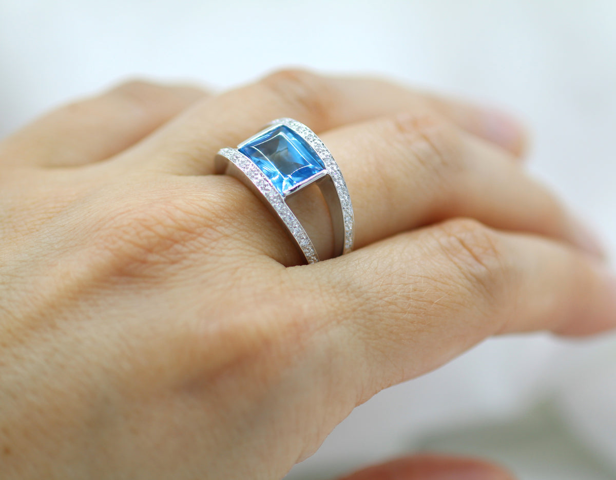 14K White Gold Blue Topaz and Diamond Modern Split Shank Statement Ring