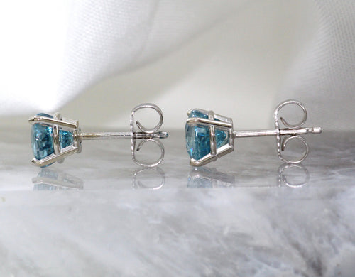 14K White Gold Blue Zircon Stud Earrings